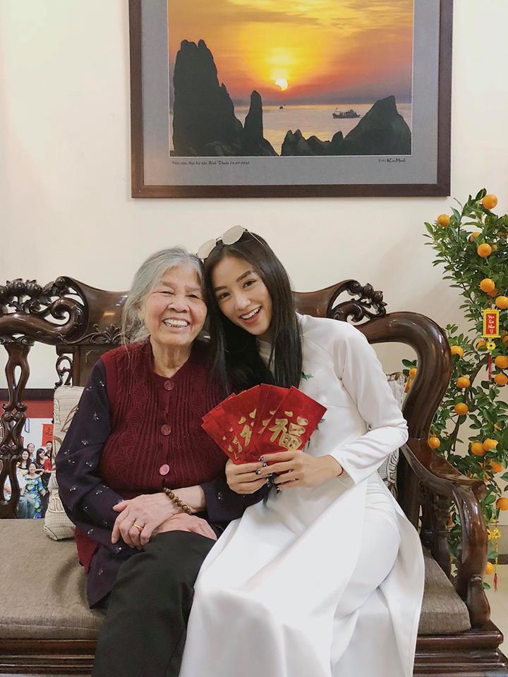 Hot girl - hot boy Việt: Trang Cherry vietsub hit Người lạ ơi! của Karik bằng 2 thứ giọng-6