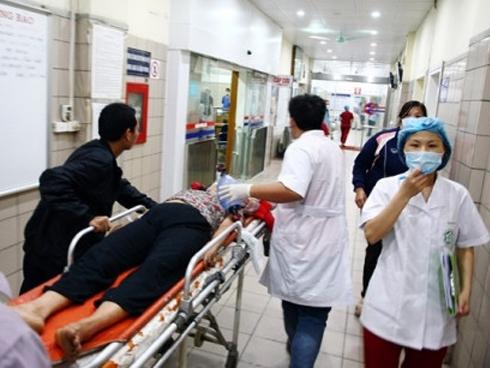 Hà Nội: Đi lễ chùa đầu năm, thanh niên bị đánh nguy kịch-3