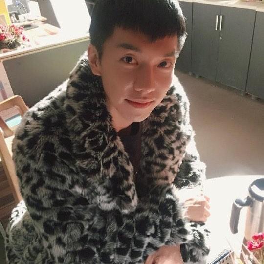 Tin sao Việt: Mai Phương Thúy thú nhận phải lòng Lee Seung Gi-2