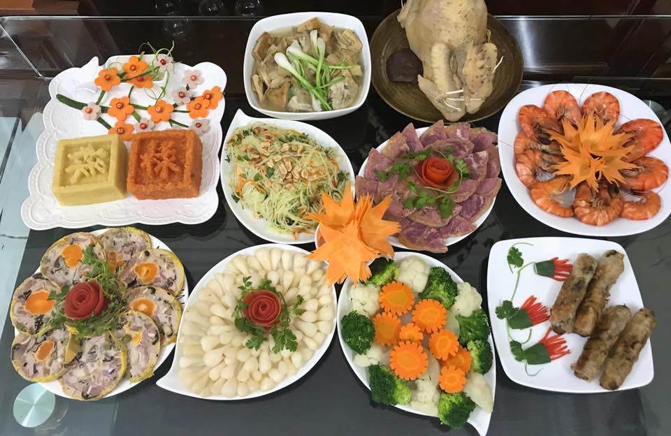Chị em khoe các mâm cỗ Tết đẹp, kỳ công trên mạng xã hội-2