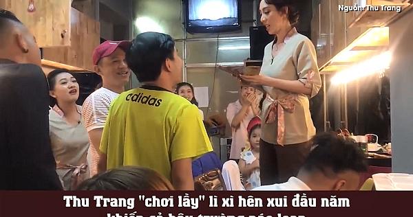 Thu Trang náo loạn hậu trường bằng màn lì xì hên xui cực lầy-1