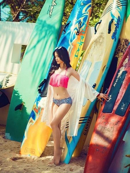 Đông Nhi khiến fans đứng ngồi không yên với ảnh bikini vô cùng nóng bỏng-6