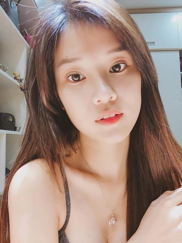 Hot girl - hot boy Việt: Minh Châu hội ngộ Trung Dũng Sĩ cùng song ca phía sau vô lăng-4