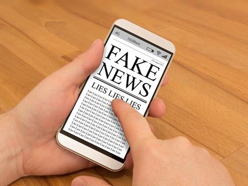 Chết cười với những pha ngã chổng vó lên trời-6