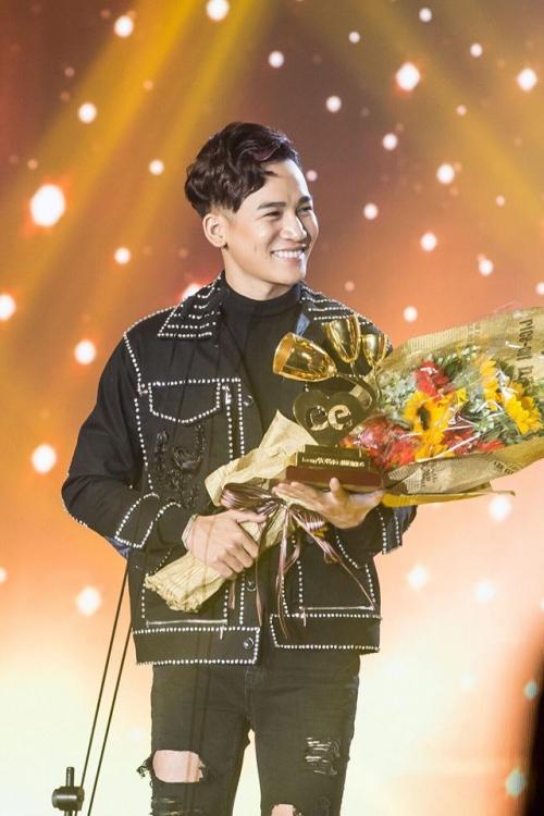 Vpop 2018 và màn ‘tổng tấn công’ từ các nam thần: Bạn về team ai?-8