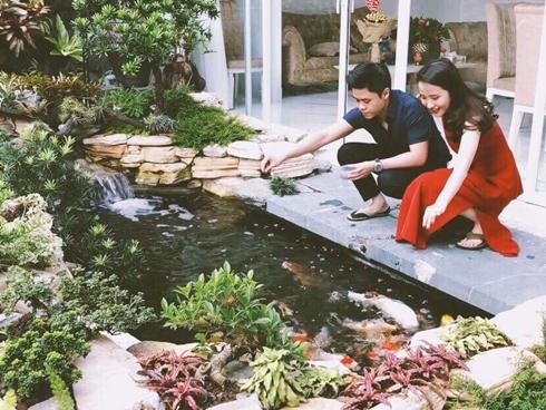 Hot girl - hot boy Việt: Trang Cherry trổ tài diễn sâu trong cover Buồn của anh-10