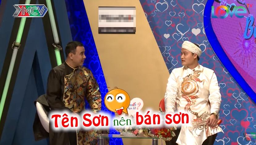 Chàng tên Sơn bán sơn hết hồn khi cô nàng siêu lầy lột tóc giả ngay trên sân khấu Bạn muốn hẹn hò-3