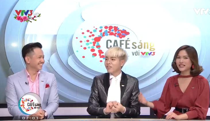 Chết cười khi xem Đức Phúc thử sức dẫn chương trình trên sóng truyền hình-2