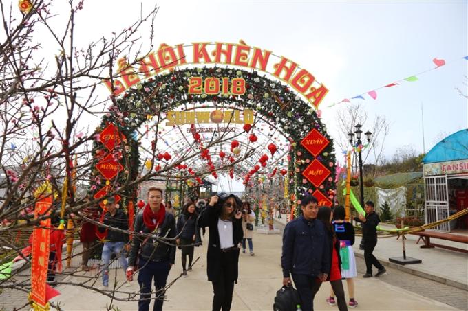 Lên Sa Pa tham dự lễ hội khèn hoa Tây Bắc-1