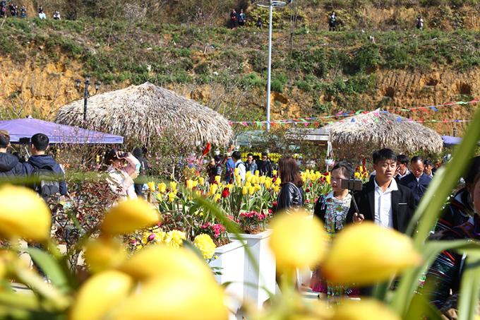 Lên Sa Pa tham dự lễ hội khèn hoa Tây Bắc-6