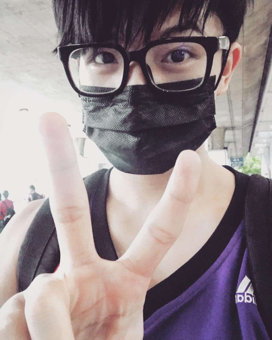 Harry Lu: đẹp trai ngời ngời một thời giờ khiến nhiều người không nhận ra sau phẫu thuật mũi-4