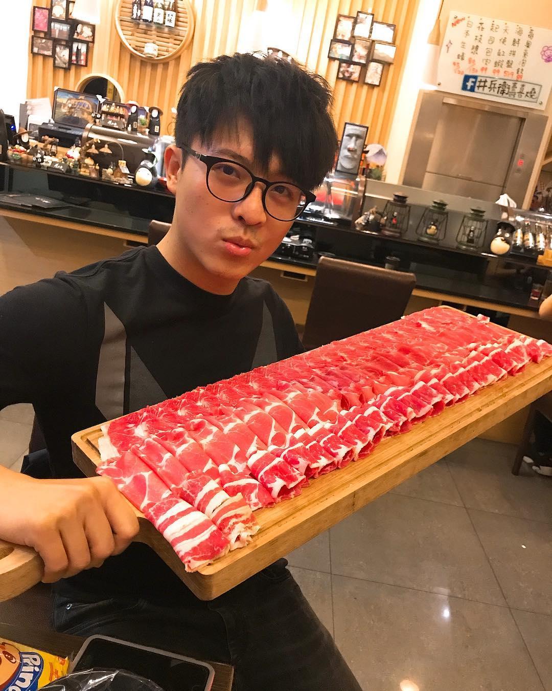 Harry Lu: đẹp trai ngời ngời một thời giờ khiến nhiều người không nhận ra sau phẫu thuật mũi-6