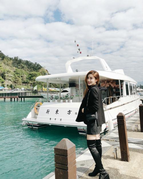 Chuyến du xuân ngập tràn nắng ấm của sao Việt-2