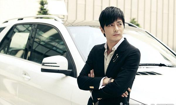 Gần 30 năm sự nghiệp, nam diễn viên gần như chỉ tập trung vào mảng điện ảnh với những vai diễn tâm lý phức tạp và “khó nhằn”.