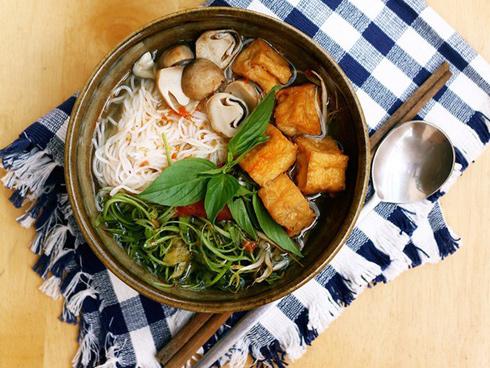 Làm ngay 1 trong 7 món bún nghe đã thấy 'thèm nhỏ dãi' sau những ngày ăn Tết 'ngất ngây'