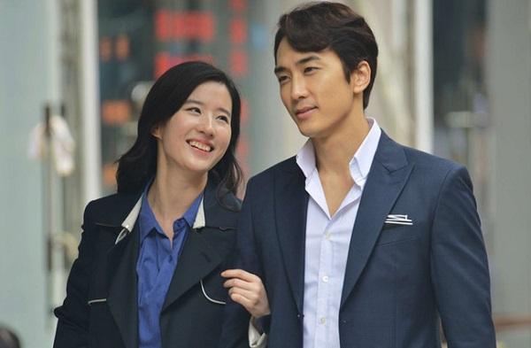 Song Seung Hun và Lưu Diệc Phi trong phim Tình yêu thứ ba.