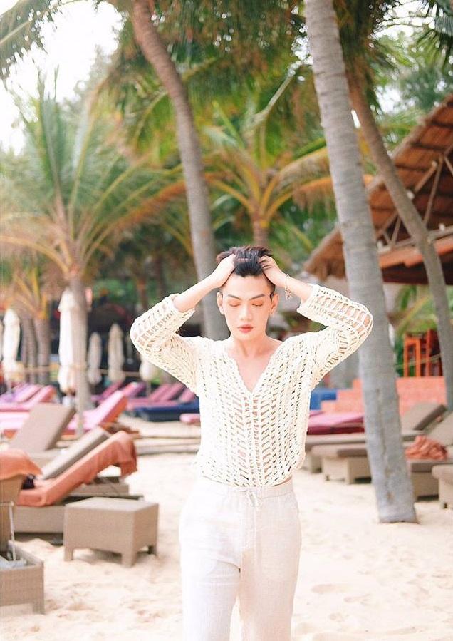 Bộ sưu tập những chiếc quần ống rộng bất tận khó hiểu của Đào Bá Lộc-11