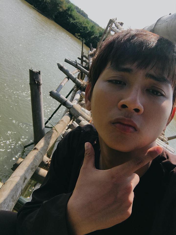 Tin sao Việt: Hari Won than vãn sau khi bao trai lạ đi xem phim-7