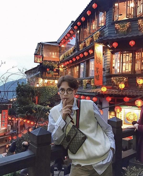 Chất phát ngất với muôn kiểu diện đồ của sao Việt khi xuất ngoại đầu năm-9