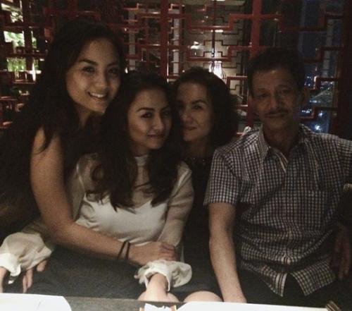 Bạn gái Huyme khoe ảnh gia đình và nhan sắc không hề kém cạnh của cô chị-6