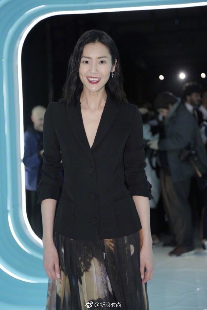 Dàn sao đình đám xứ Trung đổ bổ Tuần lễ thời trang Milan-1