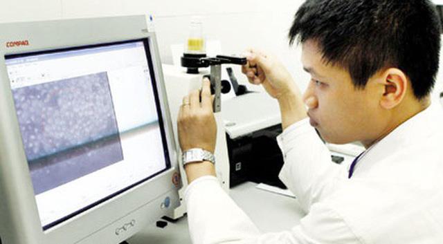 Bé gái 7 tuổi ở Hà Nội hiến giác mạc sau khi qua đời: Em nằm đó như một thiên thần-1