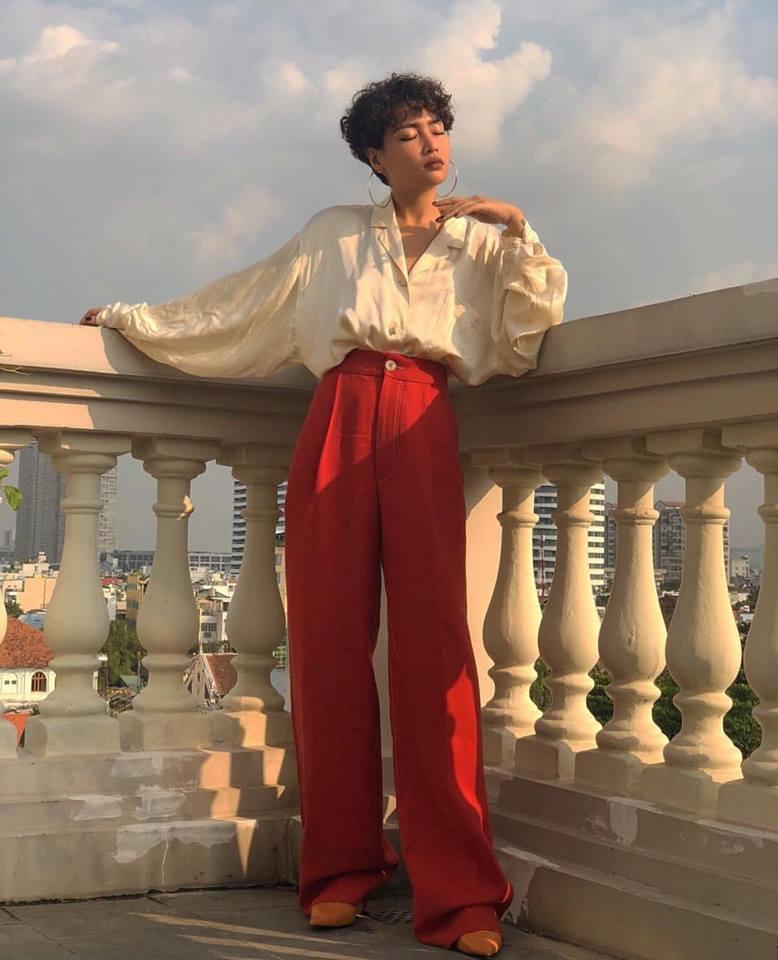 Chẳng hẹn mà gặp, Tú Hảo - Khánh Linh The Face khoe dáng sexy cùng bikini dịp đầu năm-5