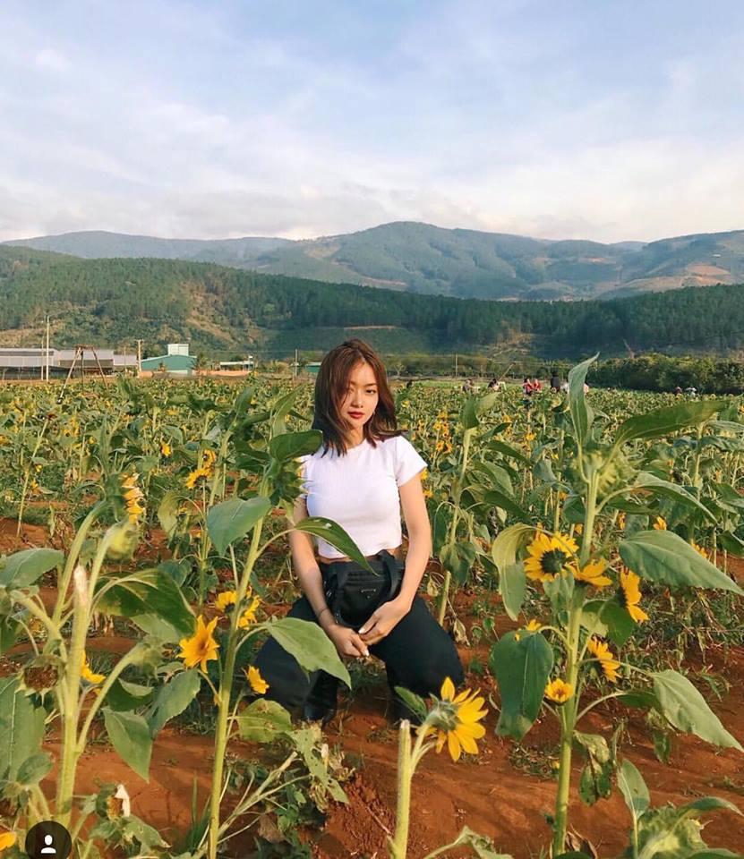 Chẳng hẹn mà gặp, Tú Hảo - Khánh Linh The Face khoe dáng sexy cùng bikini dịp đầu năm-6