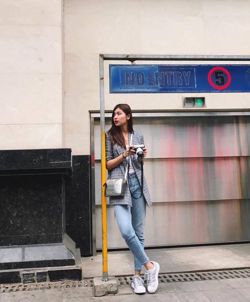 Chẳng hẹn mà gặp, Tú Hảo - Khánh Linh The Face khoe dáng sexy cùng bikini dịp đầu năm-8