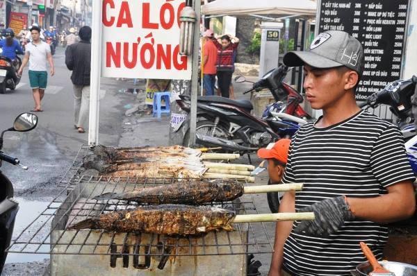 Những mặt hàng dân mua cầu may, dân buôn hốt bạc ngày Thần Tài-2