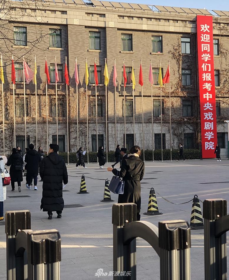 Hiếm khi xuất hiện, mỹ nhân vạn người mê Trần Hảo thu hút bởi thần thái xuất sắc-9