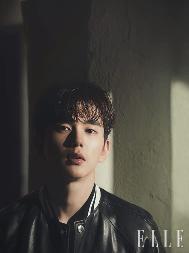 Sao Hàn 24/2: Han Hyo Joo rạng rỡ giữa trời lạnh giá để cảm ơn người hâm mộ-9