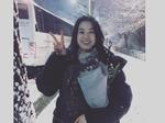 Sao Hàn 24/2: Han Hyo Joo rạng rỡ giữa trời lạnh giá để cảm ơn người hâm mộ