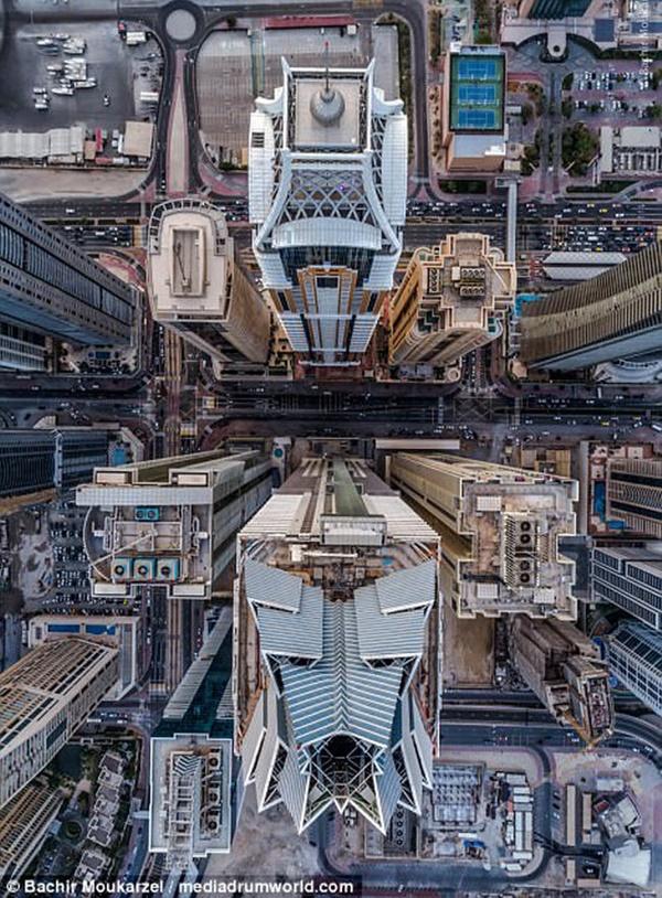 Kiến trúc đẹp mê hồn của thành phố Dubai từ trên cao-2