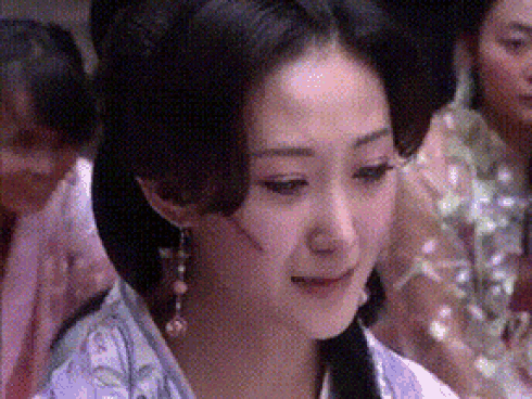 Mỹ nhân Hoa ngữ ngượng chín mặt vì bị soi lỗi nội y trên sóng truyền hình-13