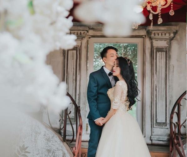 Nổi danh trên MXH với câu chuyện ông xã nghiện hơi vợ: Cô vợ xinh đẹp bật mí thêm chuyện hậu cung-2