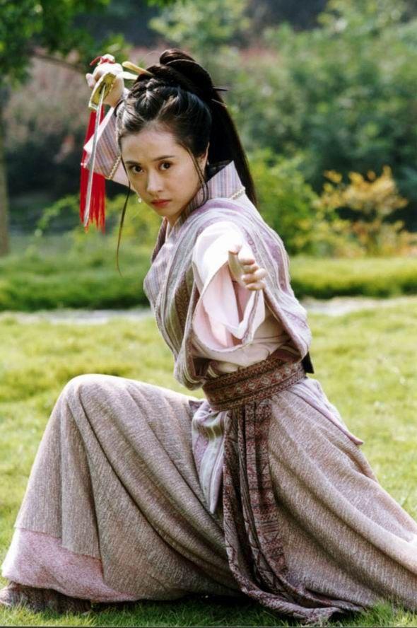 Bất ngờ với nhan sắc ở tuổi 43 của ni cô đẹp nhất màn ảnh Hoa ngữ-8