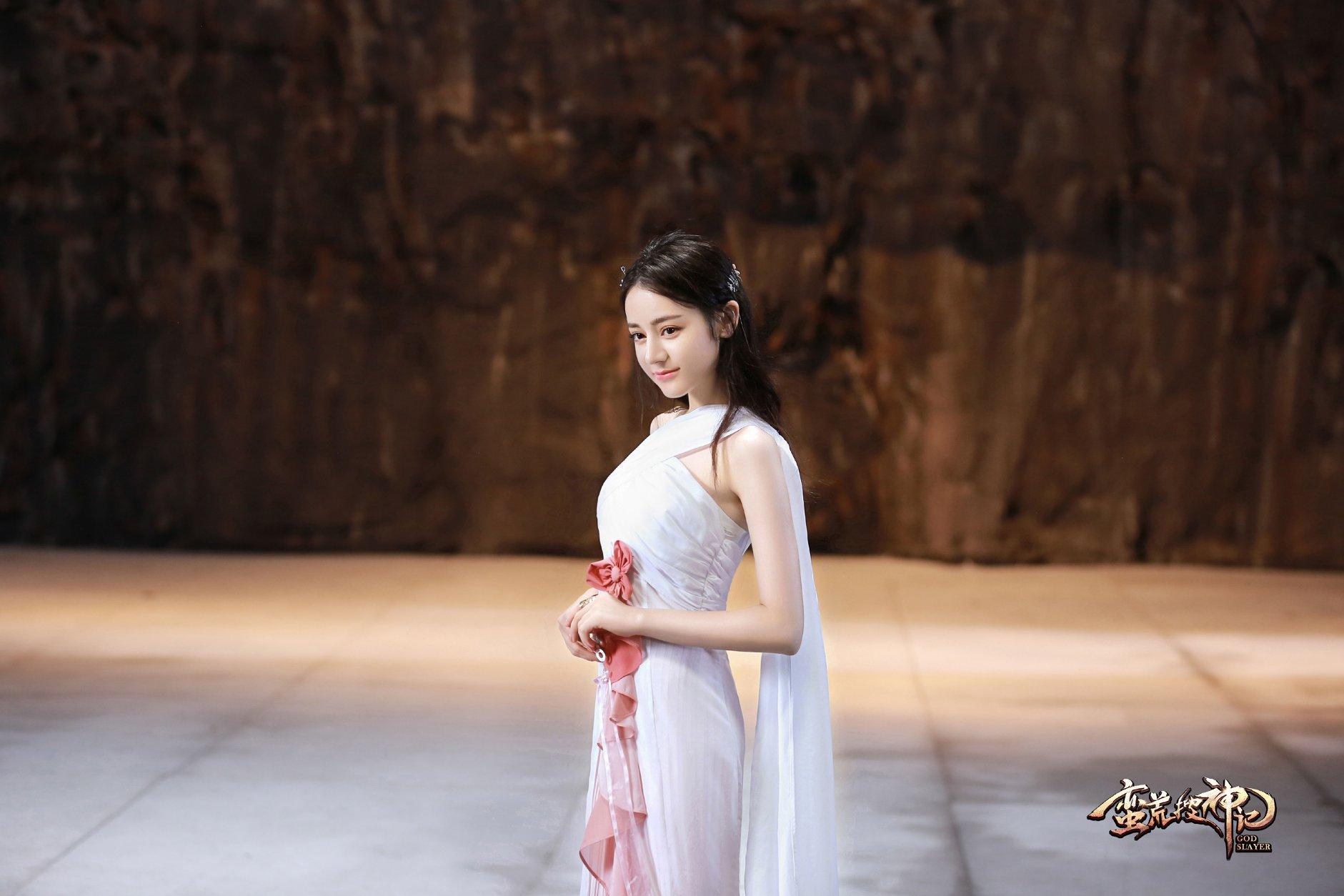 Mỹ nữ Tân Cương Địch Lệ Nhiệt Ba lại gây thương nhớ với vai Hằng Nga tiên tử-3