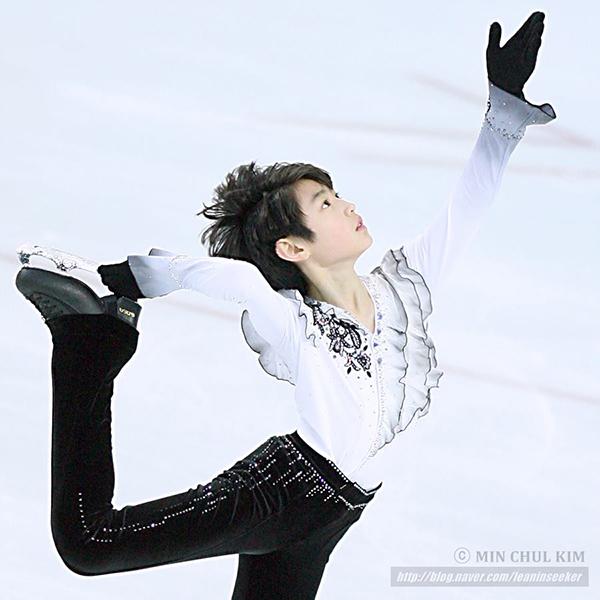 Những hoàng tử sân băng điển trai, thần thái lôi cuốn nhất thế giới-11