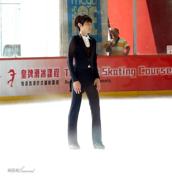 Những hoàng tử sân băng điển trai, thần thái lôi cuốn nhất thế giới-12