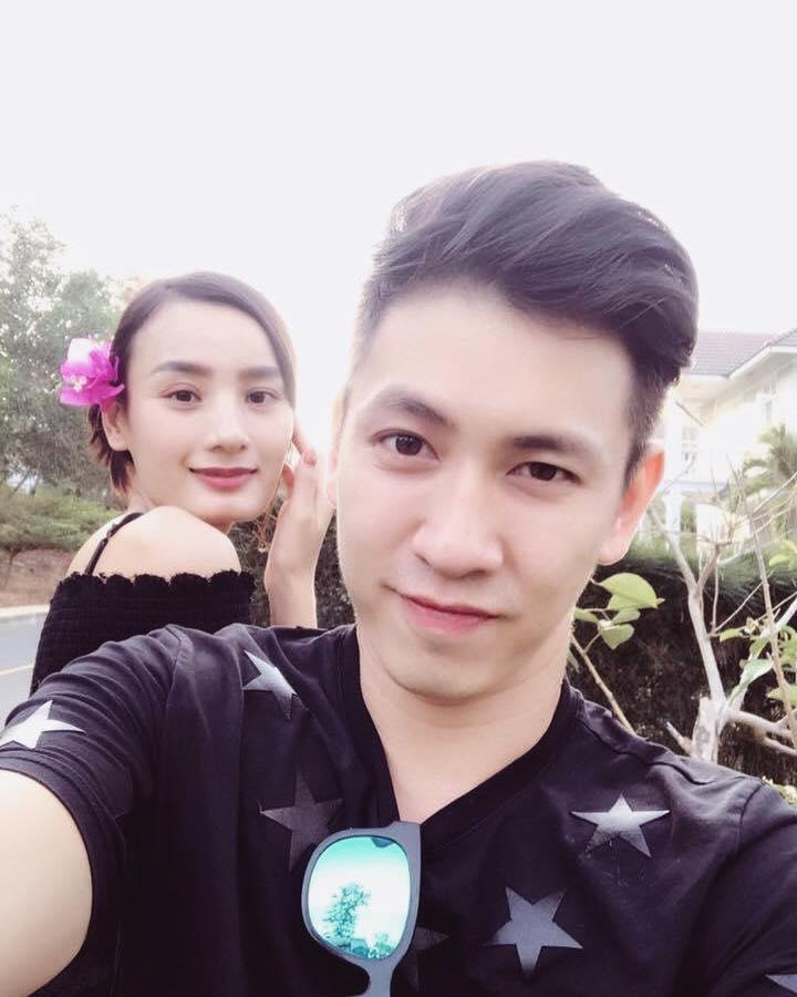 Tin sao Việt: Mẹ Angela Phương Trinh trẻ trung quyến rũ không kém con gái-10