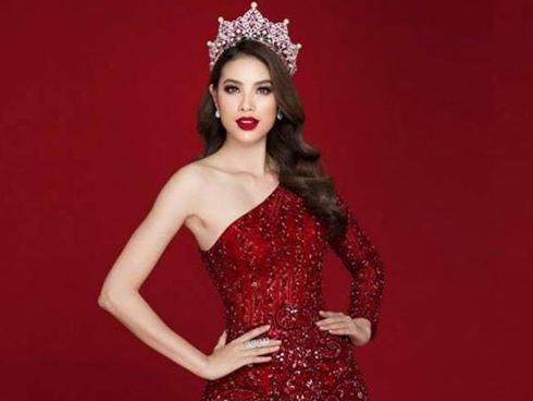 Phạm Hương lúc nào cũng rực rỡ và lộng lẫy vì quan trọng là thần thái