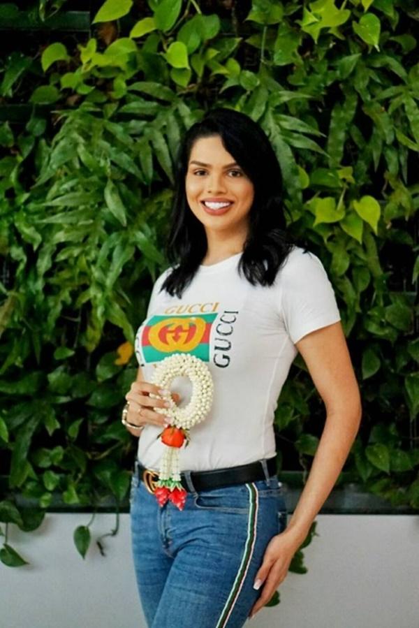 Hương Giang ngọt ngào ‘đánh bật’ dàn người đẹp chuyển giới kém sắc trong ngày nhập cuộc-4