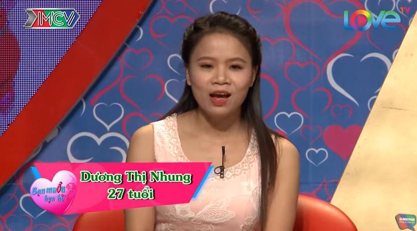 Chàng trai bất ngờ bị đơ, vừa hát vừa xé quần tỏ tình bạn gái trong Bạn muốn hẹn hò-1