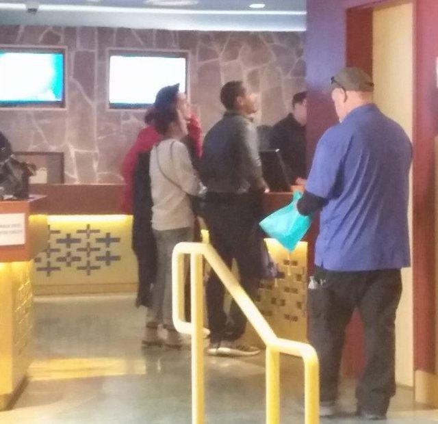 Cư dân mạng lùng sục danh tính trai lạ cặp kè Trần Kiều Ân tại Mỹ-2