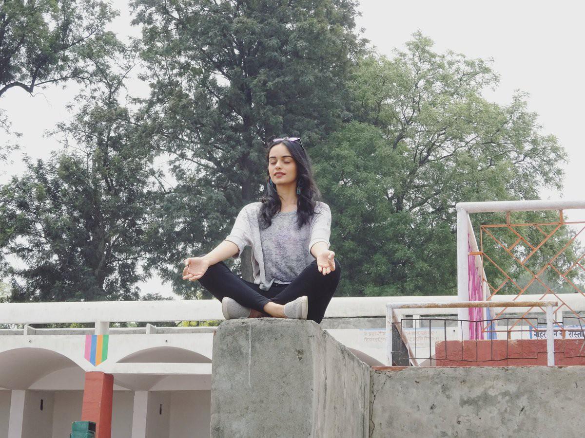 Tân Hoa hậu Thế giới Manushi Chhillar đã làm gì để có được thân hình vạn người mê như hiện tại?-6