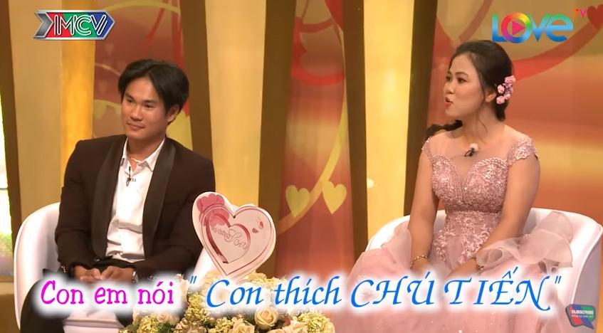 Tất cả đều rơi nước mắt trước câu chuyện tình yêu của anh chàng khuyết tật, yêu con riêng của vợ như con ruột-4