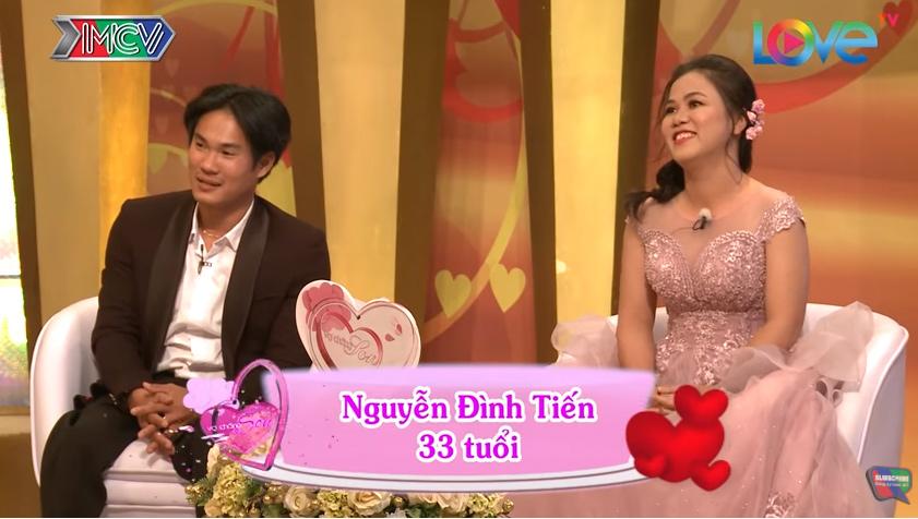 Tất cả đều rơi nước mắt trước câu chuyện tình yêu của anh chàng khuyết tật, yêu con riêng của vợ như con ruột-2