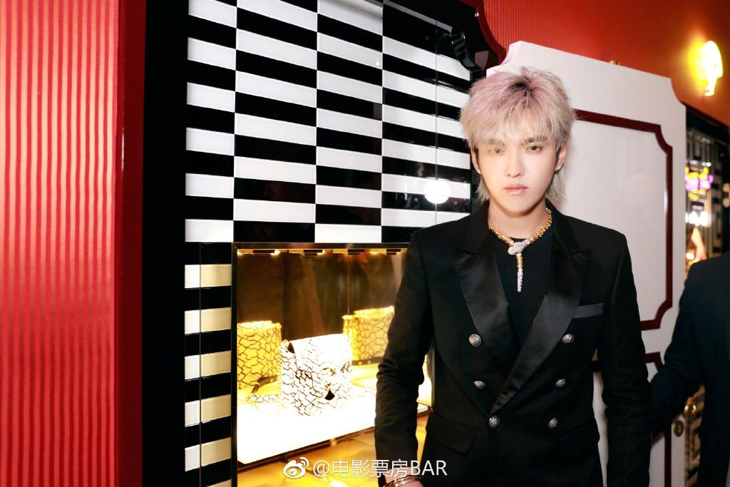 Dàn sao tại Milan Fashion Week: Lý Băng Băng cực sang chảnh, Đường Tăng Ngô Diệc Phàm khiến fan khóc thét-7