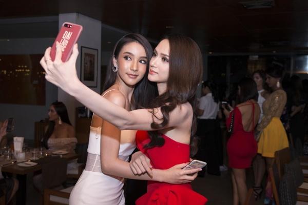 Hương Giang Idol đọ sắc đối thủ nặng kí nhất của Hoa hậu chuyển giới quốc tế 2018-7